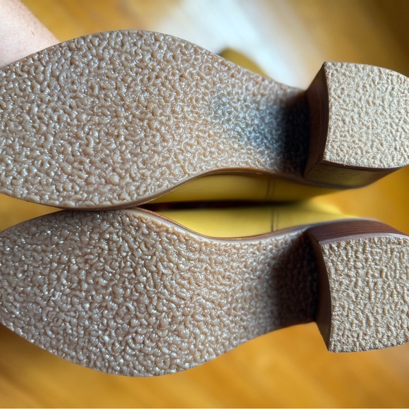 NWT Frye Camryn Leather Tall Boots in banana - Picture 5 of 13